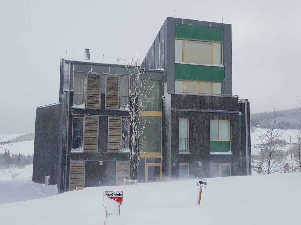Loucna Pod Klinovcem 120/3 Apartman Kültér fotó