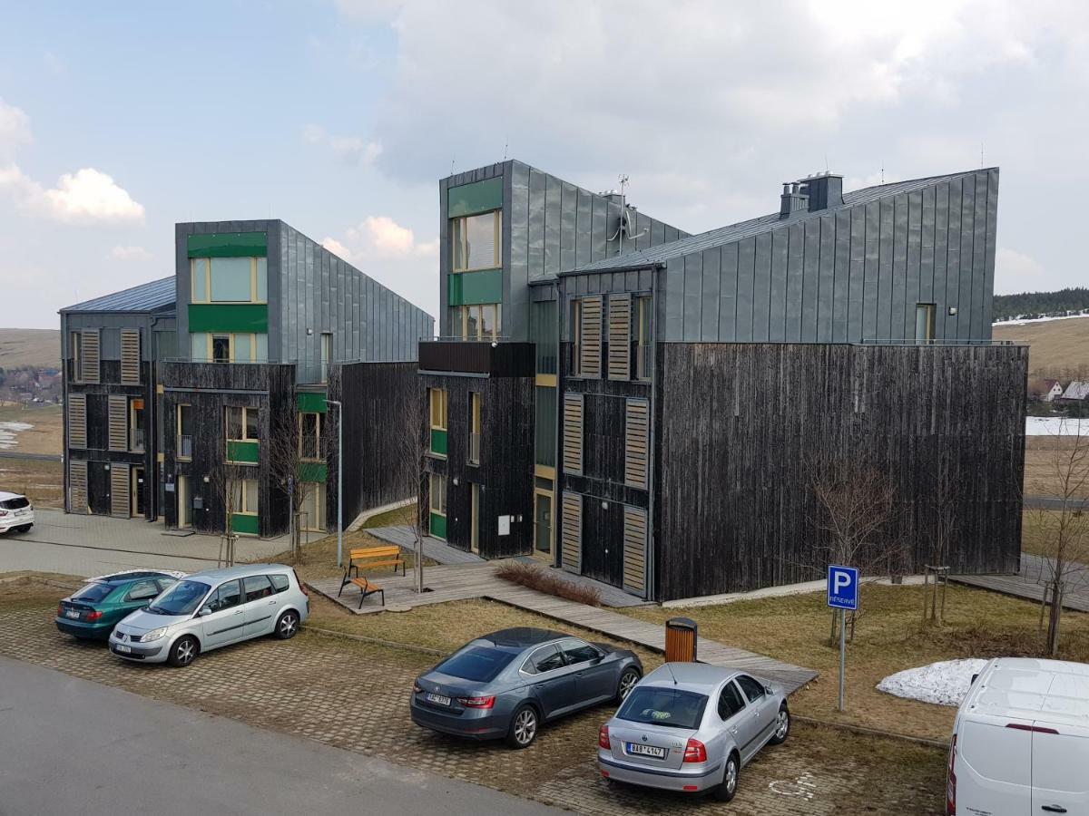 Loucna Pod Klinovcem 120/3 Apartman Kültér fotó