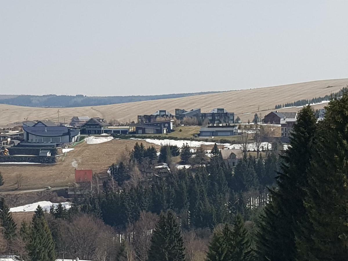 Loucna Pod Klinovcem 120/3 Apartman Kültér fotó